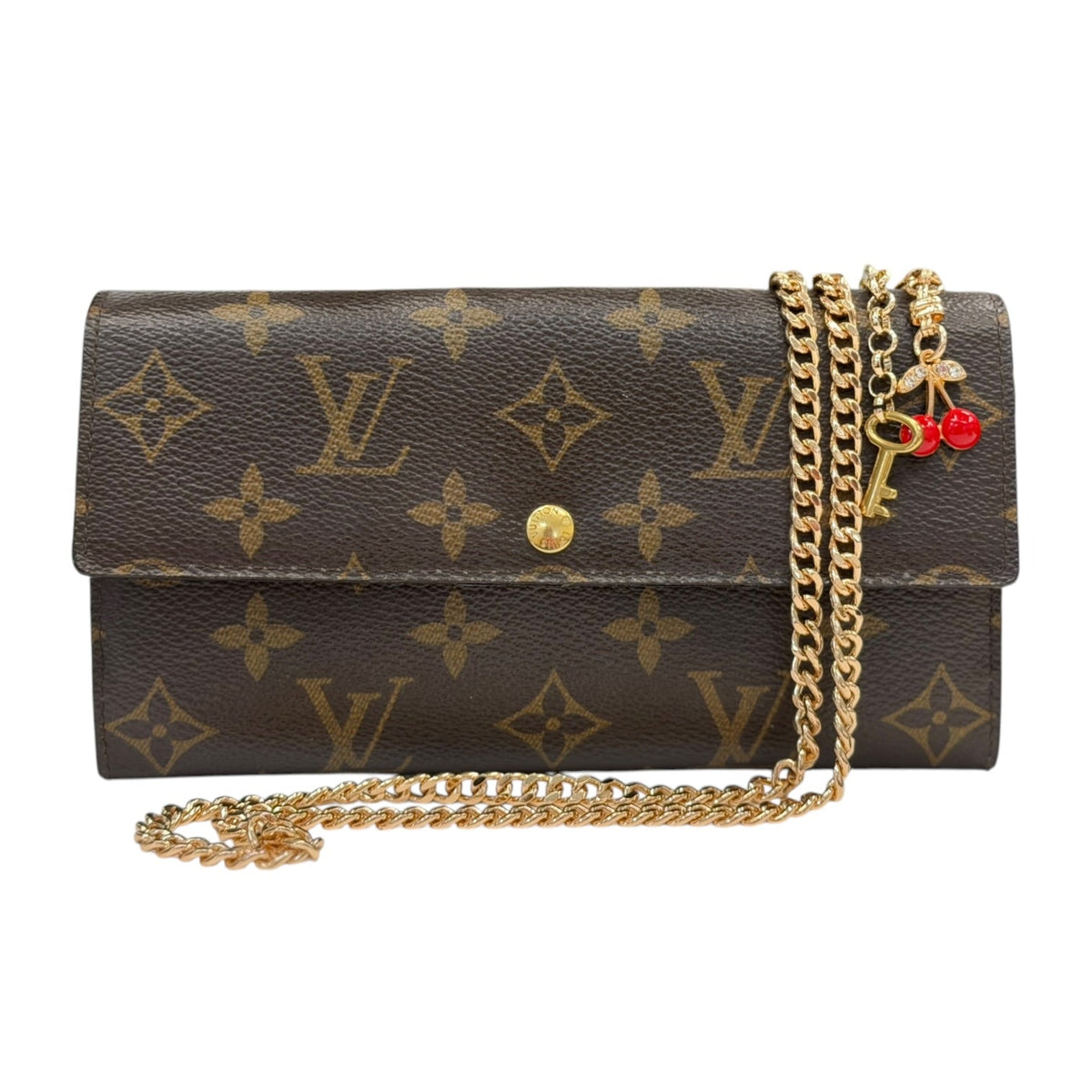 LOUIS VUITTON Monogram Sarah Wallet with Chain/Charm Louis Vuitton