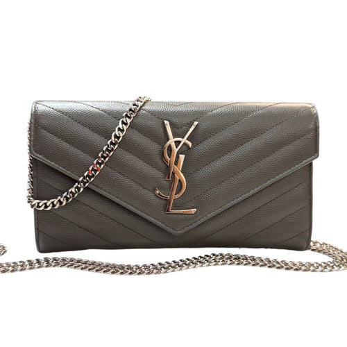 SAINT LAURENT Grey Grained Leather Chevron Cassandra Clutch with Chain Saint Laurent