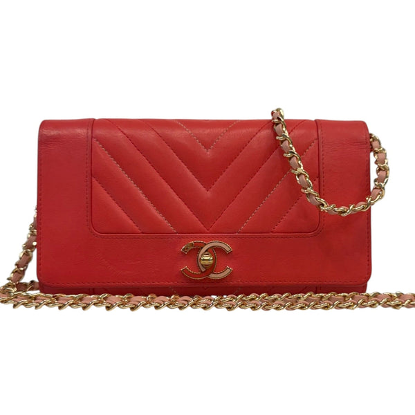Rare CHANEL Coral Chevron Goatskin Mademoiselle Full Flap Gusseted Wallet Chanel