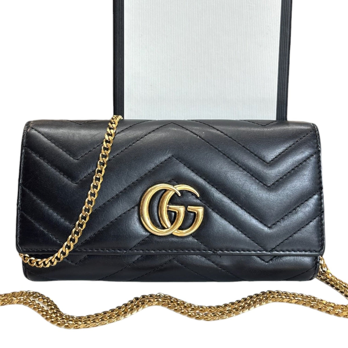 GUCCI Black Leather GG Marmont Wallet with Chain Gucci
