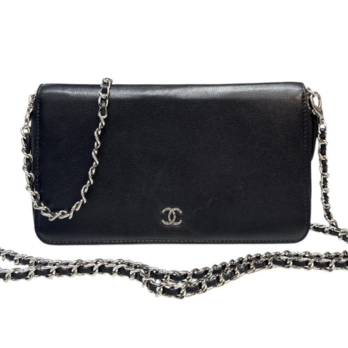 CHANEL Black Caviar SHW Zip Wallet Chanel