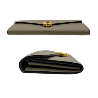 Beige Continental Wallet with added Gold Crossbody Chain Fendi