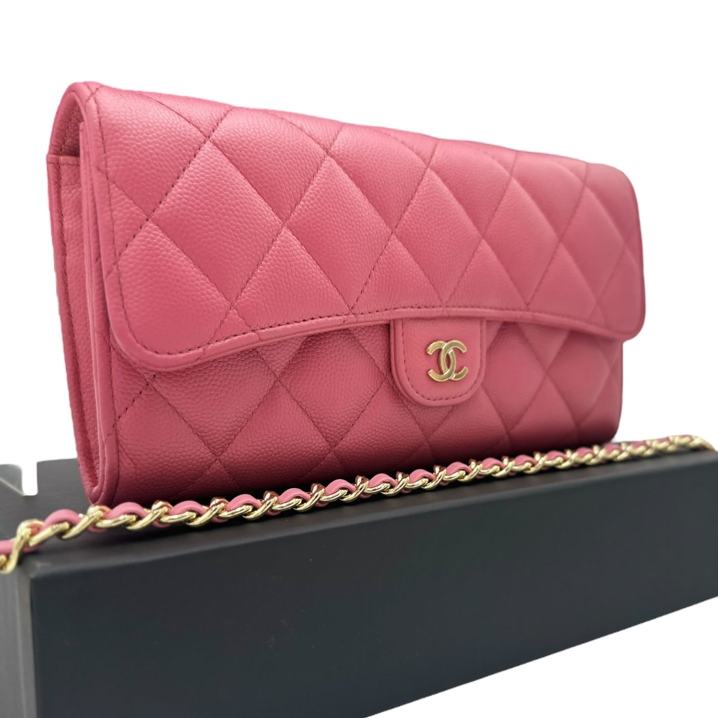 CHANEL Caviar Classic Flap Gusseted Wallet Chanel