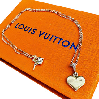 LOUIS VUITTON Gold Heart Charm Necklace Louis Vuitton