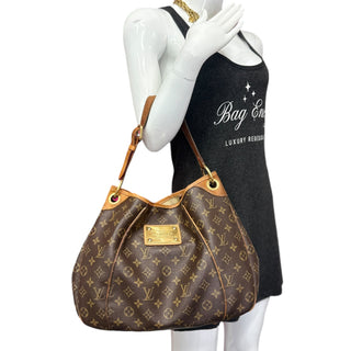 LOUIS VUITTON Monogram Galleria Bag Louis Vuitton