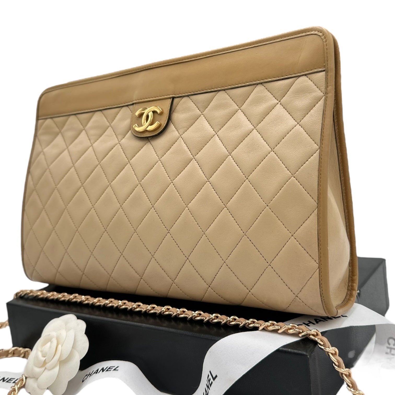 CHANEL Lambskin French Frame Clutch with Chain Chanel