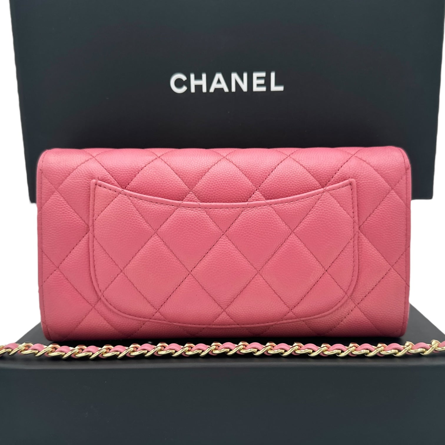 CHANEL Caviar Classic Flap Gusseted Wallet Chanel