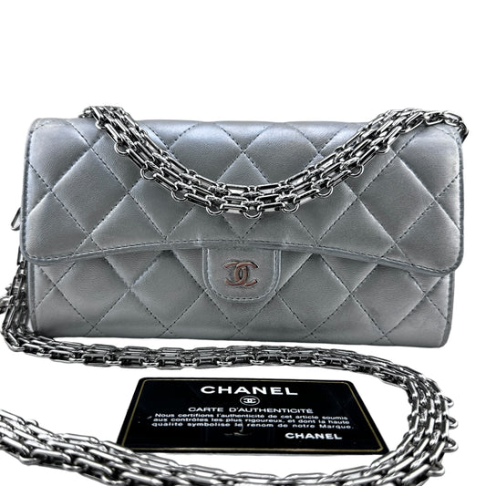 CHANEL Lambskin Classic Flap Gusseted Wallet Chanel