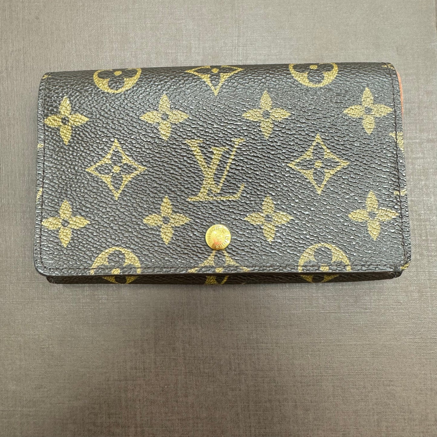 LOUIS VUITTON Monogram Porte Monnaie Billets Tresor Wallet On Chain - Bag Envy