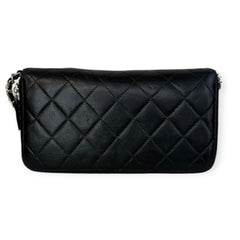 CHANEL Black Lambskin Quilted SHW Zip Wallet Chanel