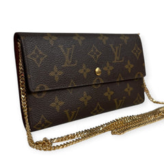 LOUIS VUITTON Monogram International Wallet with Chain Louis Vuitton