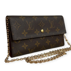 LOUIS VUITTON Monogram International Wallet with Chain Louis Vuitton