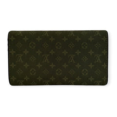 LOUIS VUITTON Monogram Mini Lin International Wallet with added Chain Louis Vuitton