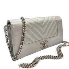 CHANEL Metallic Silver Goatskin Mademoiselle Flap Wallet Chanel