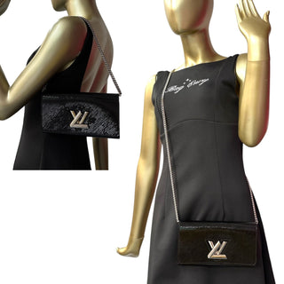LOUIS VUITTON Black Epi Electric Leather Twist Wallet with Chain Louis Vuitton