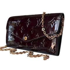 LOUIS VUITTON Aubergine Vernis Sarah Wallet with Chain Louis Vuitton