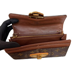 LOUIS VUITTON Etoile Monogram Sarah Wallet with added Chain Louis Vuitton