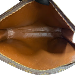 LOUIS VUITTON Monogram Poche 26 with Insert and Chain Louis Vuitton