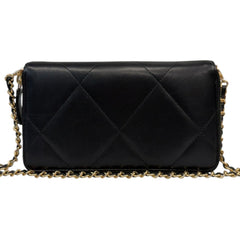 CHANEL 19 Black Quilted Goatskin Zip Wallet Chanel