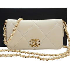 CHANEL 19 Ivory Quilted Lambskin Zip Wallet Chanel