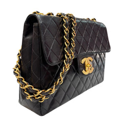 CHANEL Lambskin Jumbo Classic Single Flap Bag Chanel