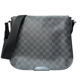 LOUIS VUITTON Damier Graphite Daniel MM Messenger Bag Louis Vuitton