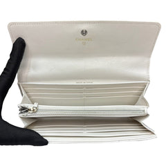 CHANEL 19 White Goatskin Large Quilt Long Flap Wallet Chanel