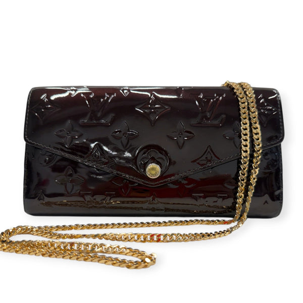LOUIS VUITTON Aubergine Vernis Sarah Wallet with Chain Louis Vuitton