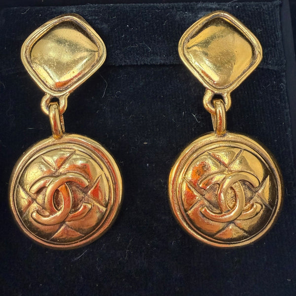 Vintage CHANEL 24k Gold Plated Quilted CC Logo Drop Clip Earrings Chanel