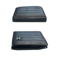 CHANEL Black Leather Bifold Wallet Gucci