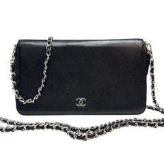 CHANEL Black Caviar SHW Zip Wallet Chanel