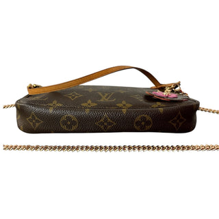 LOUIS VUITTON Monogram Coated Canvas Pochette Accessoires Louis Vuitton