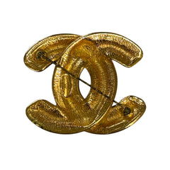 CHANEL Quilted CC Matelassé Gold Plated Large Pinback Brooch Pendant Jewelry Chanel