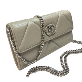 CHANEL Grey Leather Compact 19 Wallet Chanel