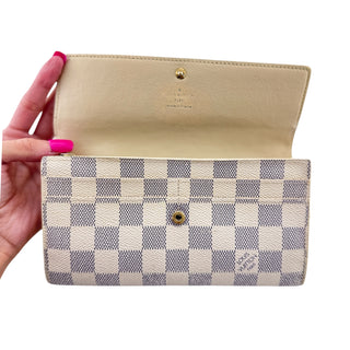 LOUIS VUITTON Damier Azur Sarah Wallet with Chain Louis Vuitton