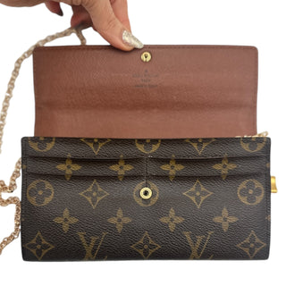 LOUIS VUITTON Monogram Sarah Wallet on Chain Louis Vuitton