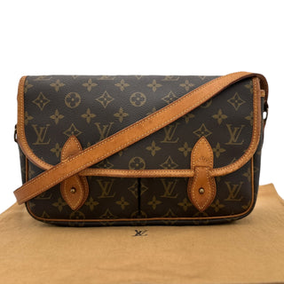 LOUIS VUITTON Monogram Sac Gibciere Crossbody Bag Louis Vuitton