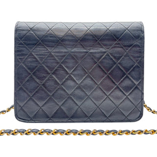 CHANEL Black Lambskin Classic Single Flap Chain Bag Chanel