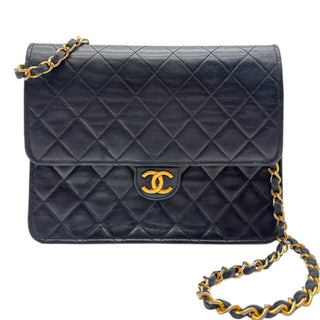 CHANEL Black Lambskin Classic Single Flap Chain Bag Chanel