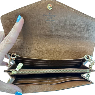 LOUIS VUITTON Monogram Sarah Wallet with added Gold Crossbody Chain/Charm Louis Vuitton