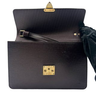 LOUIS VUITTON Aubergine Taiga Leather Sellier Dragonne with added Chain Louis Vuitton