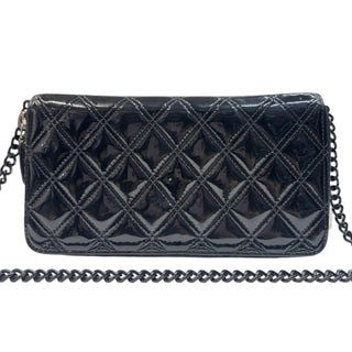 CHANEL Black Patent Leather Double Stitch Quilted Zip Wallet Chanel