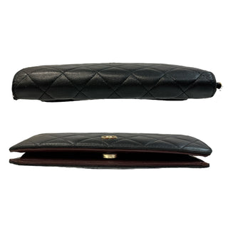 CHANEL Black Lambskin GHW Quilted Yen Wallet Chanel