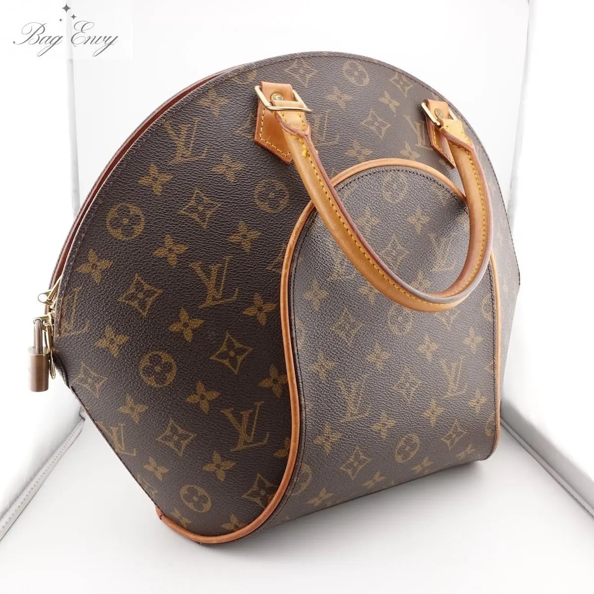 LOUIS VUITTON Monogram Ellipse GM - Bag Envy