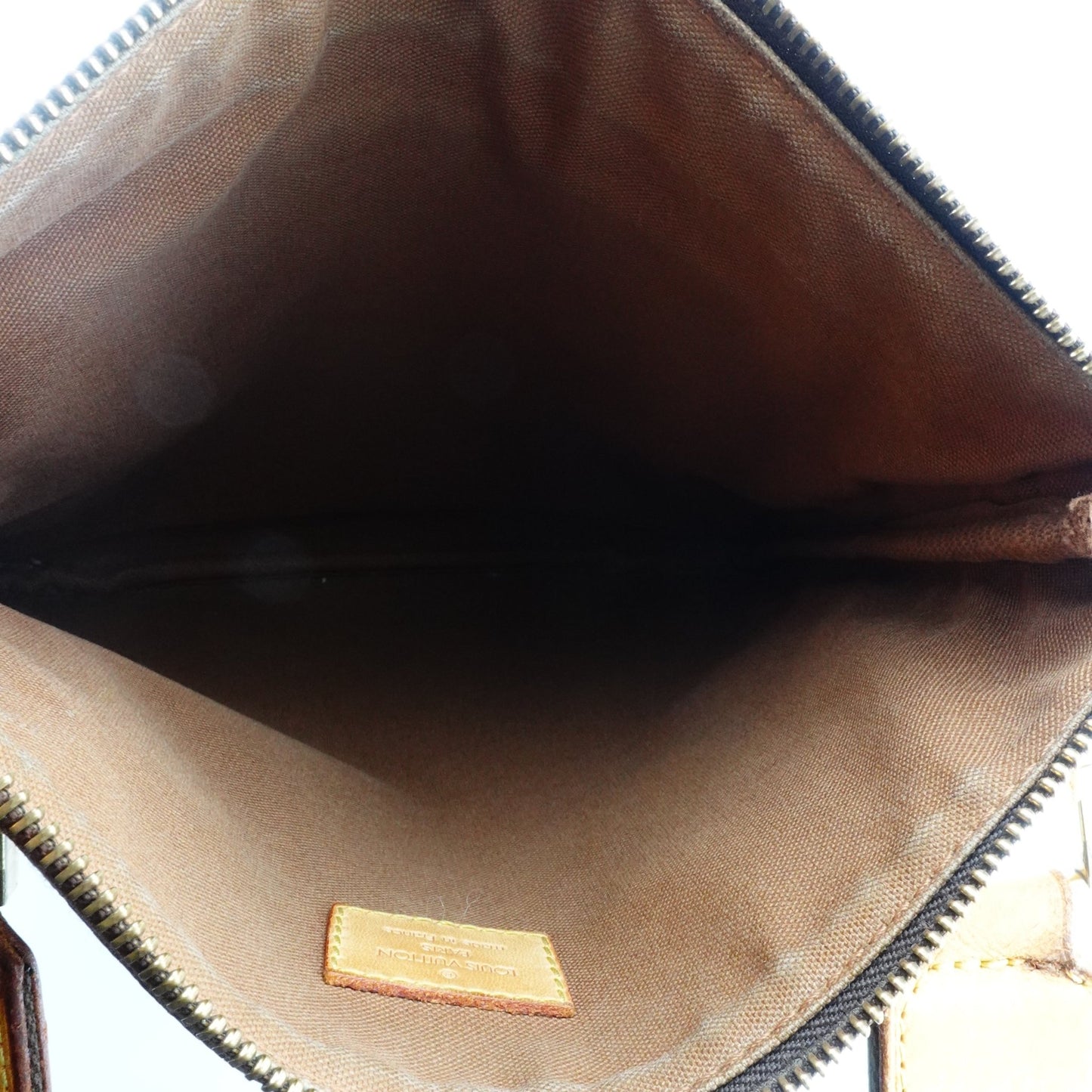 LOUIS VUITTON Monogram Pochette Bosphore Crossbody Bag - Bag Envy