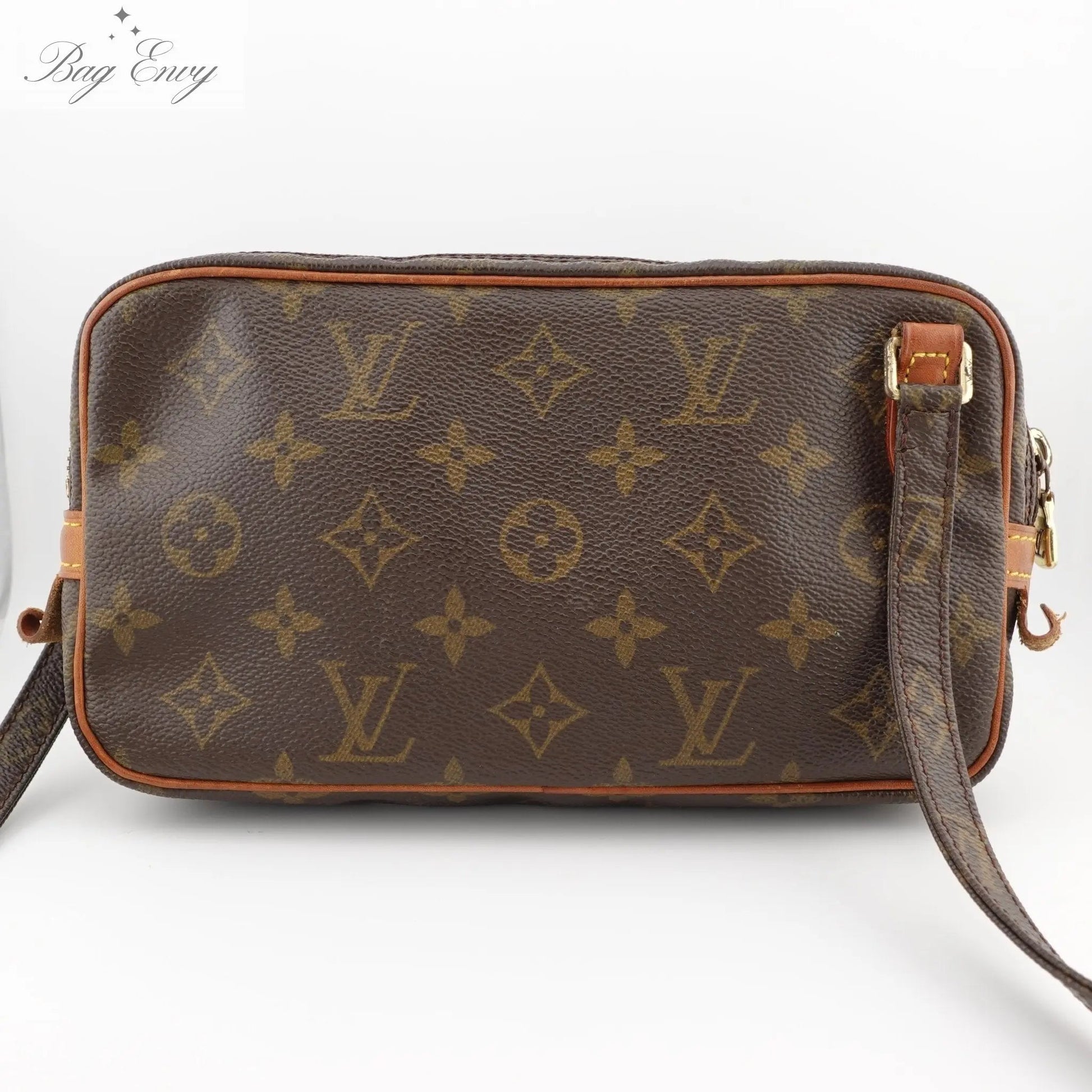 LOUIS VUITTON Monogram Pochette Marly Bandouliere - Bag Envy