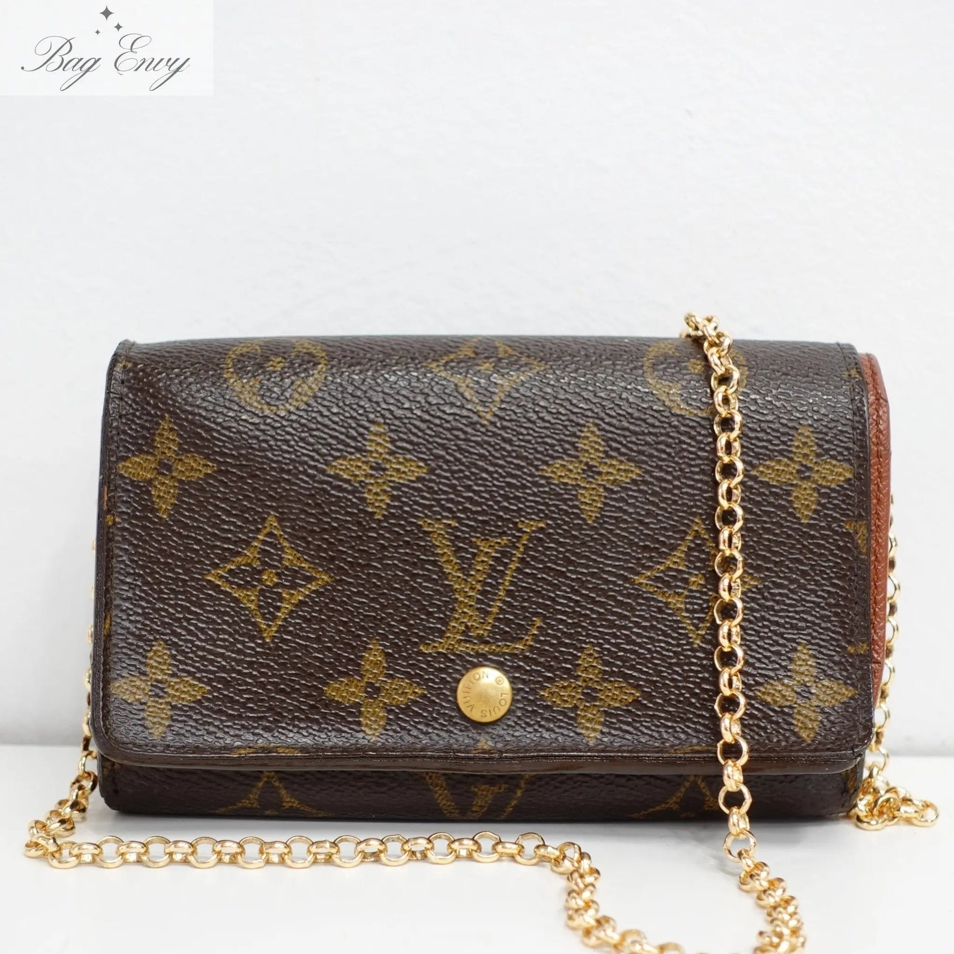 LOUIS VUITTON Monogram Porte Monnaie Billets Tresor Wallet On Chain - Bag Envy