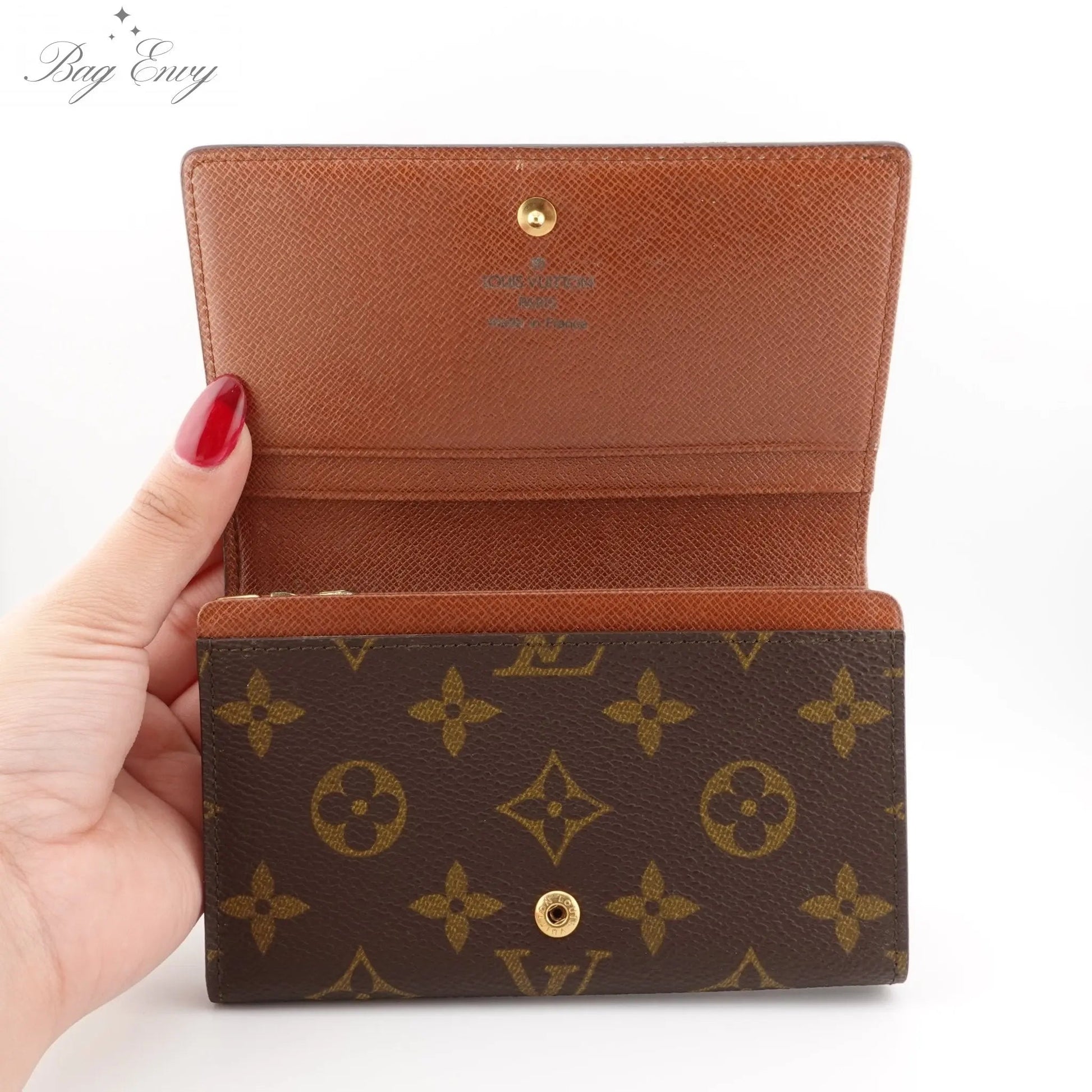 LOUIS VUITTON Monogram Porte Monnaie Billets Tresor Wallet On Chain - Bag Envy