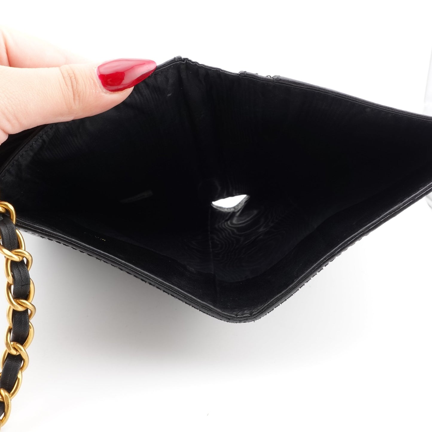 CHANEL Caviar CC Flip Wallet on Chain - Bag Envy