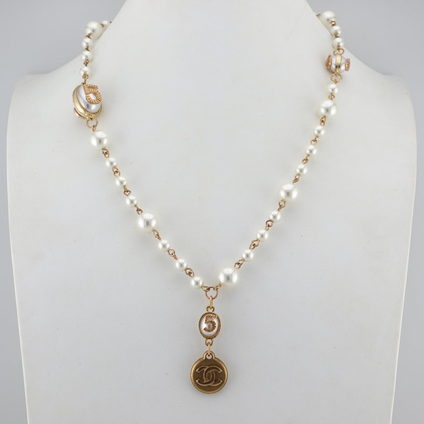 CHANEL Gold CC Logo Charm on Faux Pearl Necklace - Bag Envy